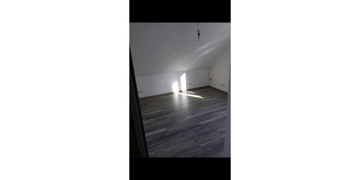 Wohnung in Langenhausen mit großen Balkon 3 zimmer