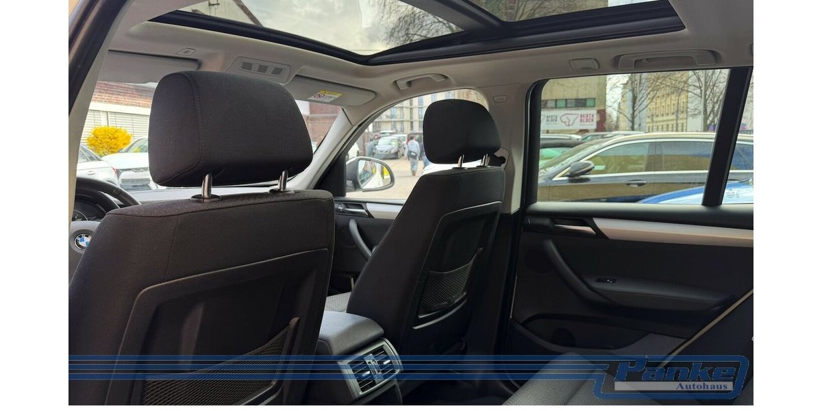 BMW X3 xDrive 30 d Advantage 8G*Pano*NAV*AHK*SHZ* 168.390 km 16.990 &euro; Berlin 13187