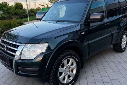 Mitsubishi Pajero 400.000 km 10.990 &euro; Neuching 85467