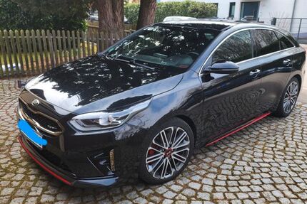 Kia pro ceed / ProCeed 75.500 km 18.900 &euro; München 81677