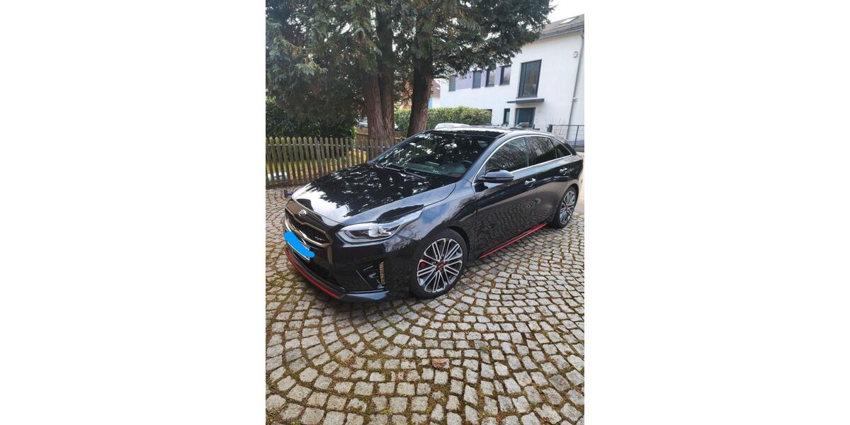 Kia pro ceed / ProCeed 75.500 km 18.900 &euro; München 81677