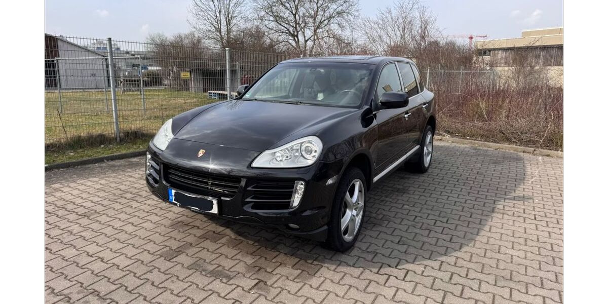 Porsche Cayenne 272.300 km 12.498 &euro; Augsburg 86153