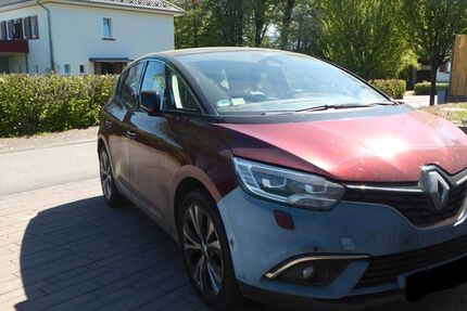 Renault Scenic 278.000 km 3.500 &euro; Wiehl 51674