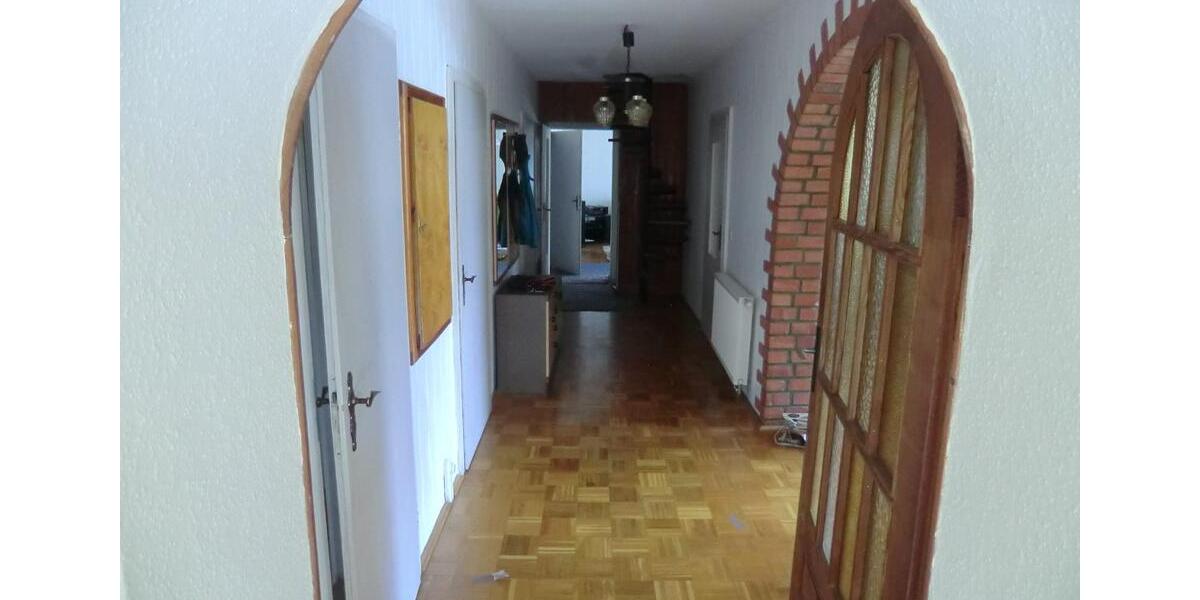 Einfamilienhaus Querfurt - 7 Zimmer, 120 m&sup2;, 250.000&euro; | Angebot:26918509