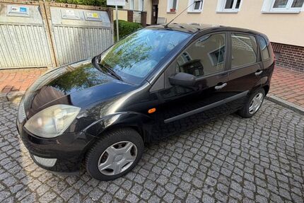 Ford Fiesta 155.000 km 2.799 &euro; Magdeburg 39112
