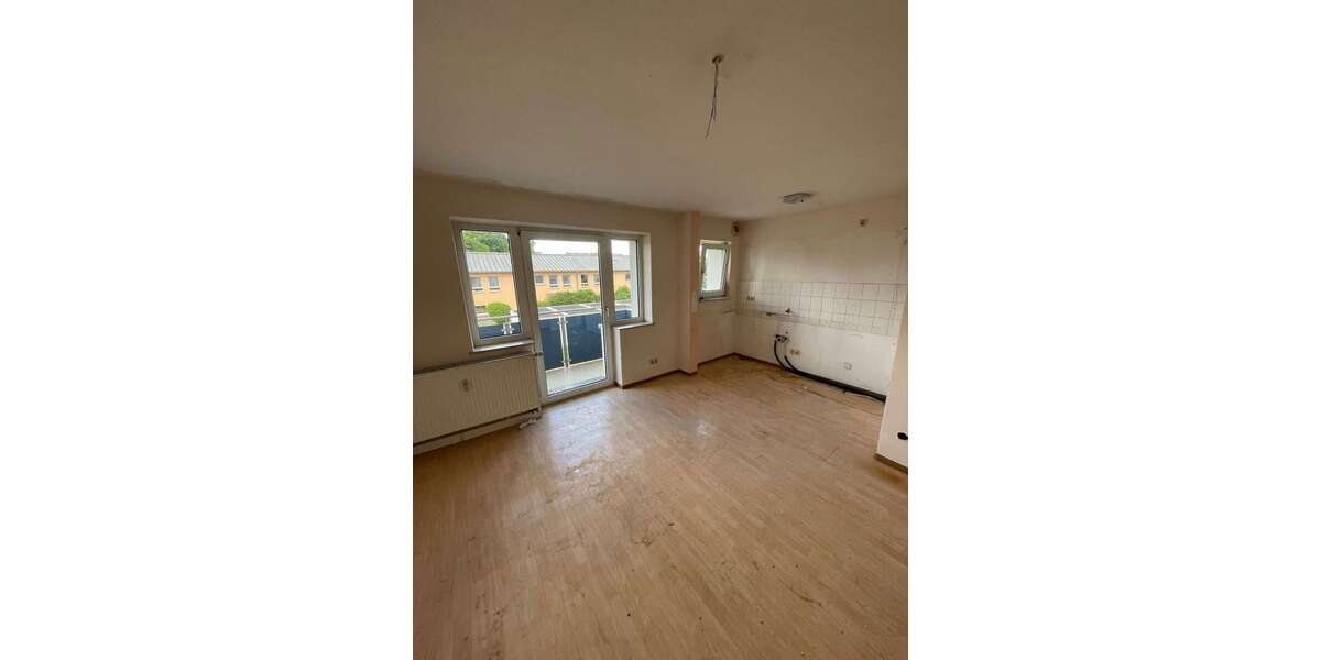 Etagenwohnung Neutraubling Gärtnersiedlung - 3 Zimmer, 56 m&sup2;, 472&euro; | Angebot:26971790