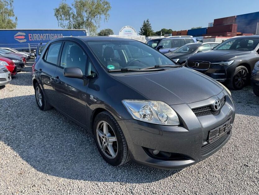 Auris