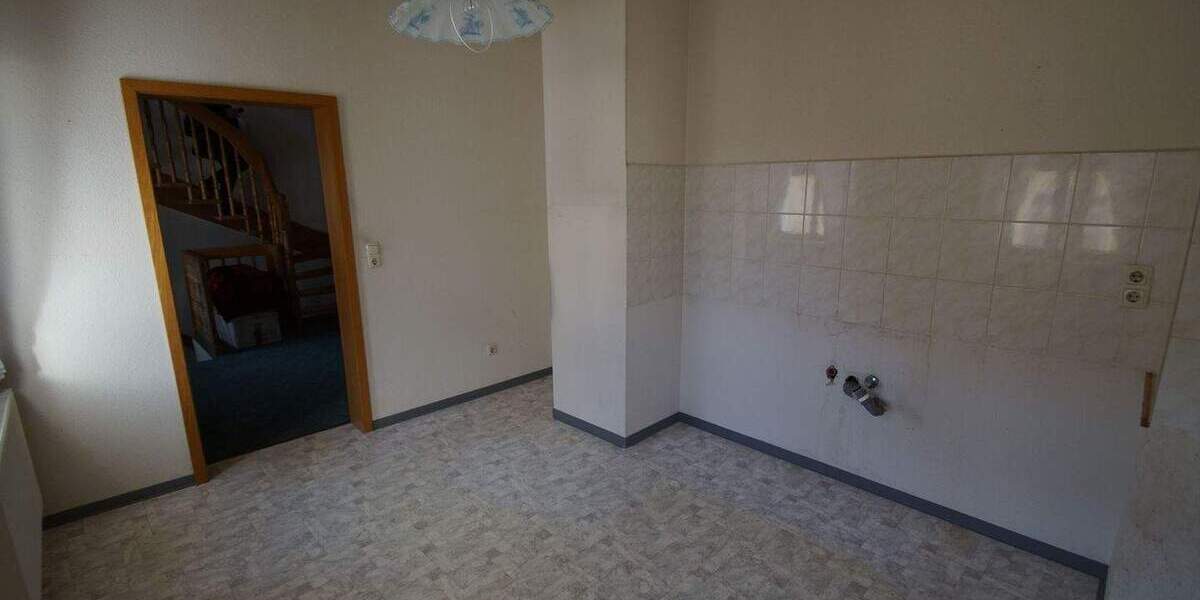 Immobilienpaket bestehend aus EFH, MFH, HH, unsa. HH in Oschatz zimmer