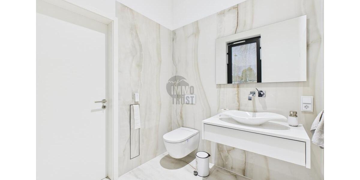 DAS BESTE AUS ZWEI WELTEN – STADTNÄHE & SEEROMANTIK IN EINEM ZUHAUSE 7 zimmer