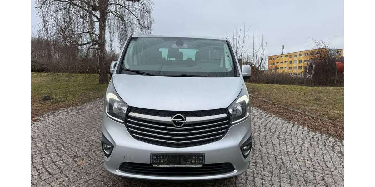 Opel Vivaro 159.254 km 12.999 &euro; Zwickau 08066