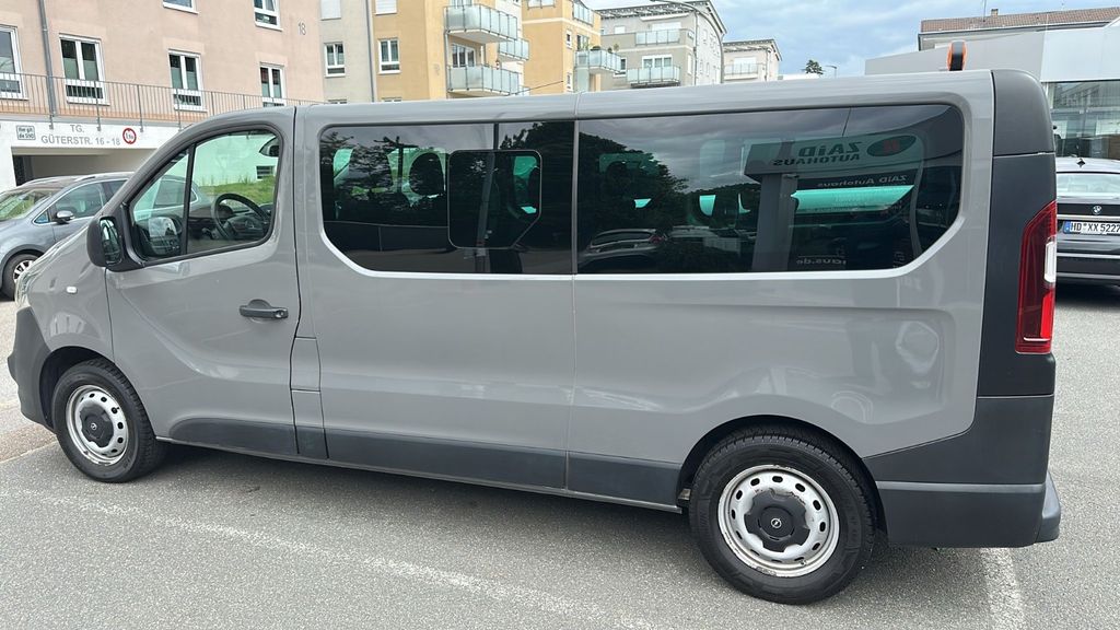 Opel Vivaro 298.800 km 11.067 &euro; Berlin 12681