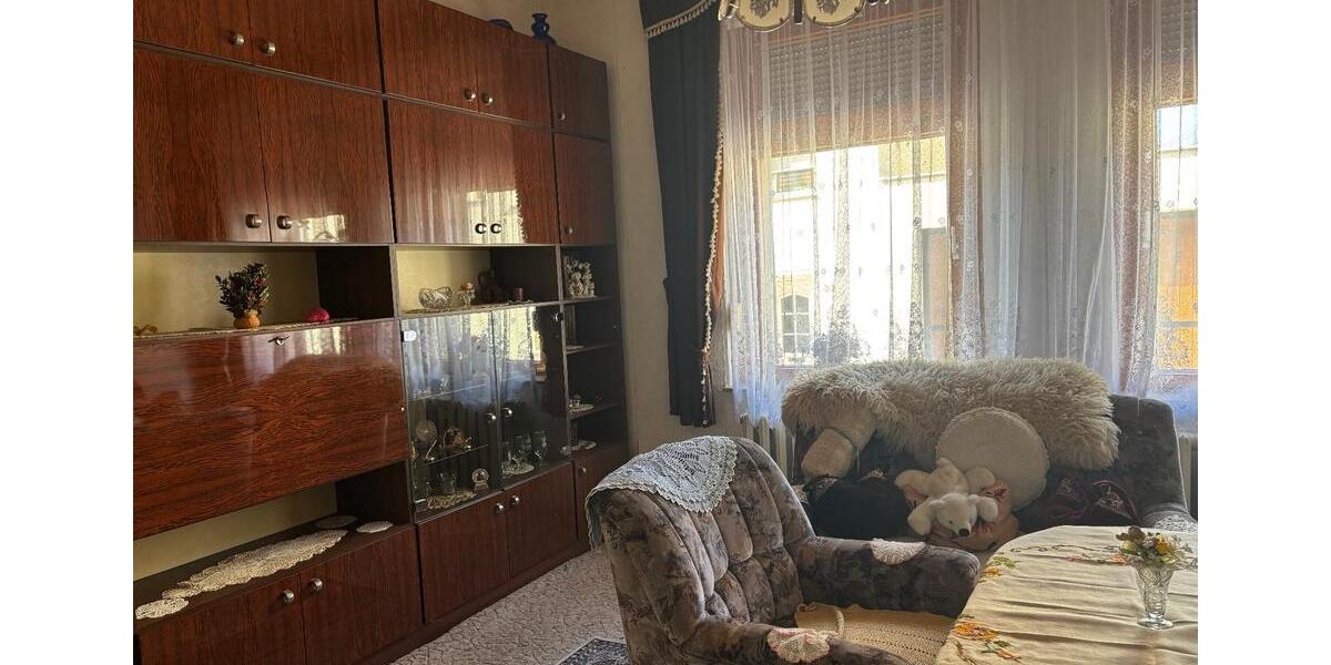 Reihenhaus Zörbig - 7 Zimmer, 132 m&sup2;, 79.500&euro; | Angebot:27081716