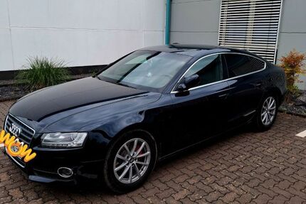 Audi A5 182.800 km 6.750 &euro; Plein 54518