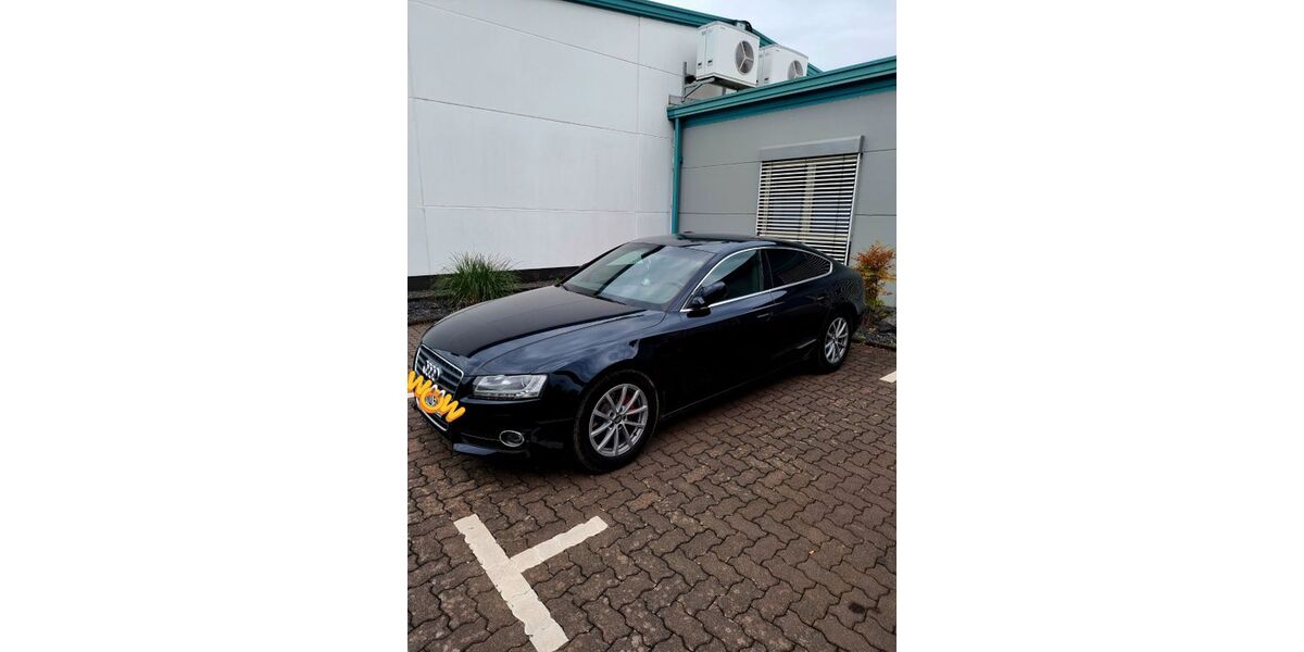 Audi A5 182.800 km 6.750 &euro; Plein 54518
