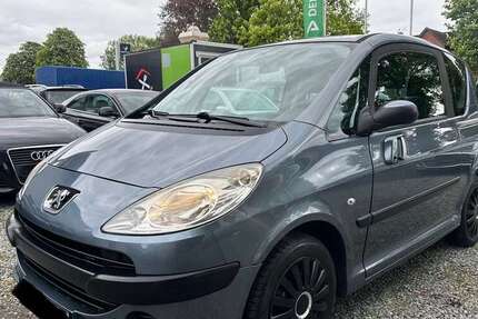 Peugeot 1007 131.400 km 3.490 &euro; Tostedt 21255