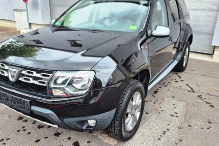 Dacia Duster 81.000 km 8.990 &euro; Berlin 13435