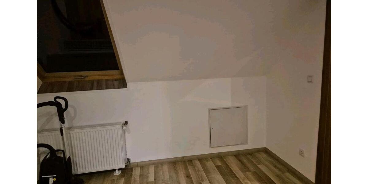 Dachgeschoßwohnung Lotte - 3 Zimmer, 70 m&sup2;, 800&euro; | Angebot:26034973