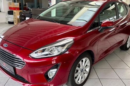 Ford Fiesta 12.200 km 12.599 &euro; Buxtehude 21614