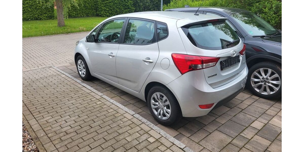 Hyundai ix20 39.600 km 9.690 &euro; Hamburg 21035