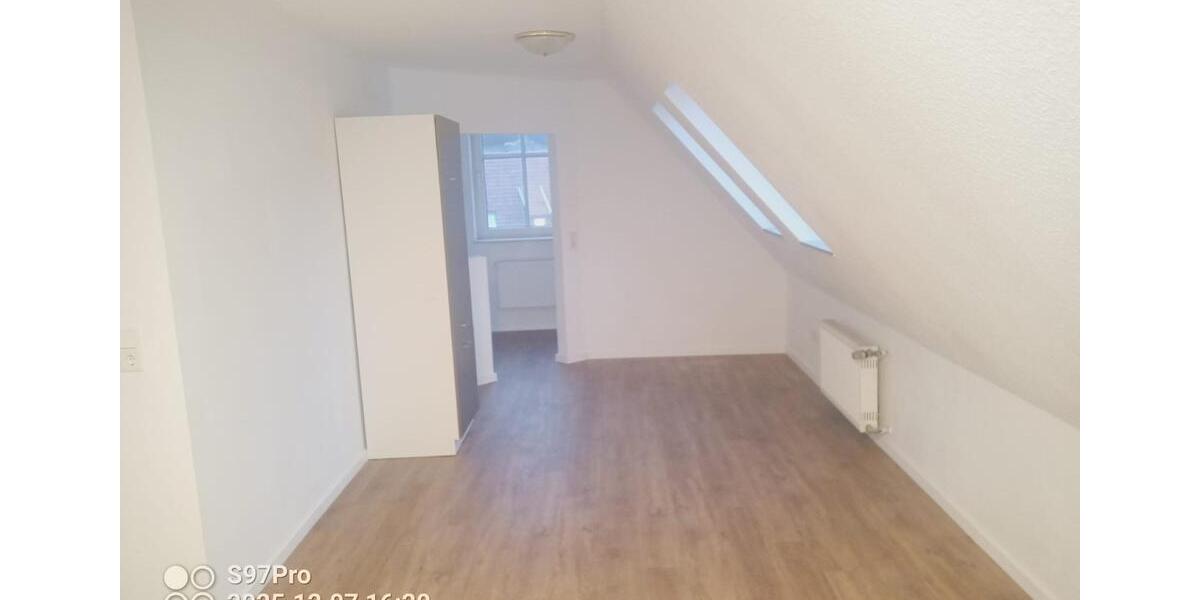 Dachgeschoßwohnung Preußisch Oldendorf - 2 Zimmer, 76 m&sup2;, 650&euro; | Angebot:25064610
