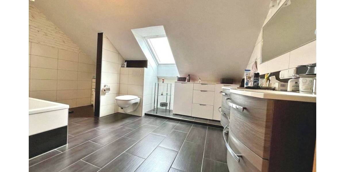 Doppelhaushälfte Wilhelmshaven Coldewei-Himmelreich - 5 Zimmer, 118 m&sup2;, 220.000&euro; | Angebot:26595310