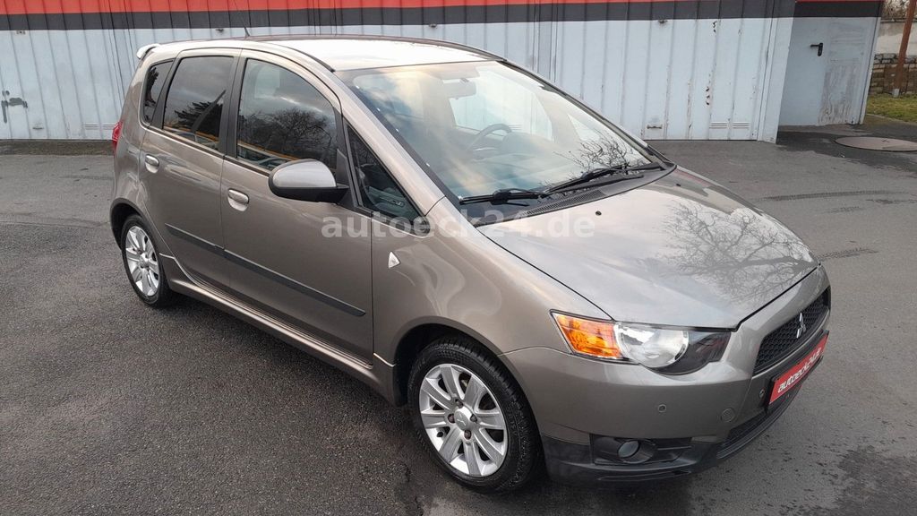 Mitsubishi Colt 109.600 km 6.395 &euro; Dresden 01279