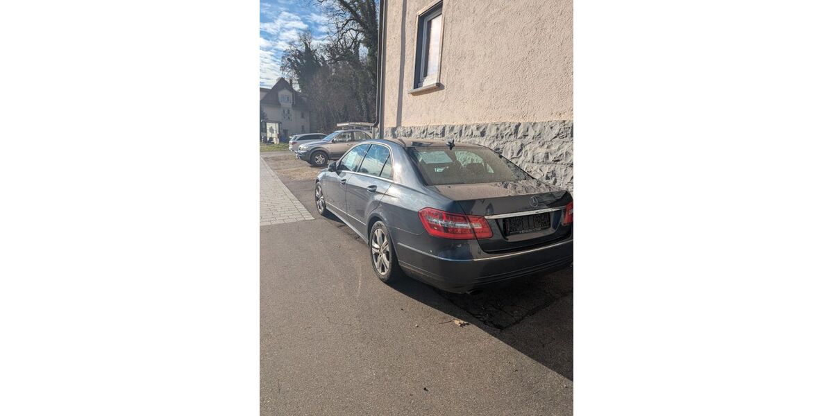 Mercedes-Benz 250 231.000 km 6.950 &euro; Sigmaringendorf 72517