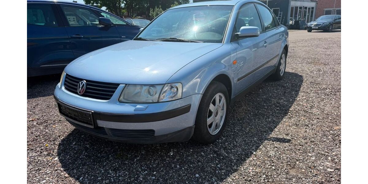 VW Passat 185.000 km 2.980 &euro; Rendsburg 24768