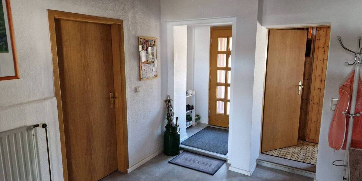 Mehrfamilienhaus, Wohnhaus Grasleben - 7 Zimmer, 185 m&sup2;, 190.000&euro; | Angebot:26703004