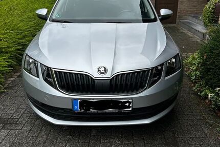 Skoda Octavia 102.500 km 11.500 &euro; Münster 48151