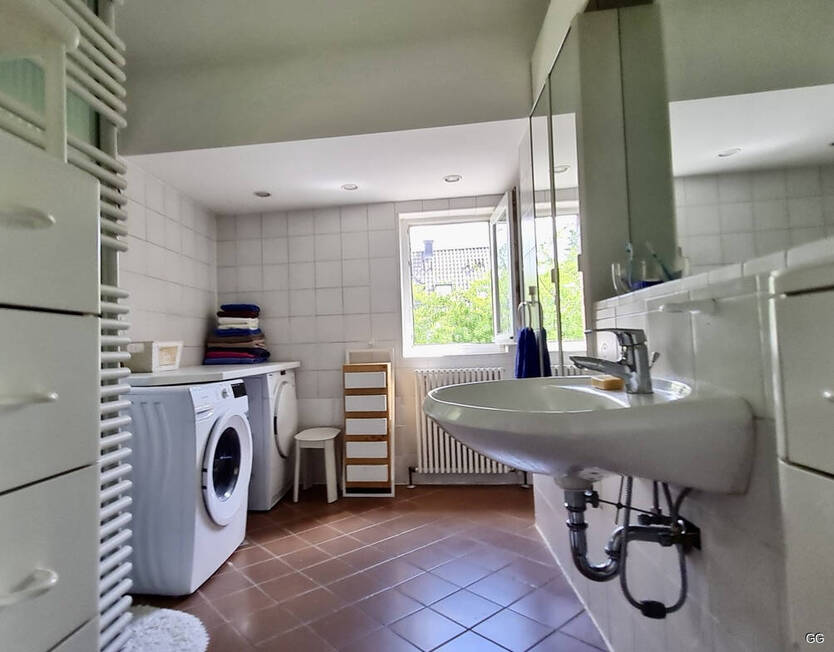 Eigener Garten, tolles Haus in Zehlendorf - möbliert -befristet zu mieten 4 zimmer