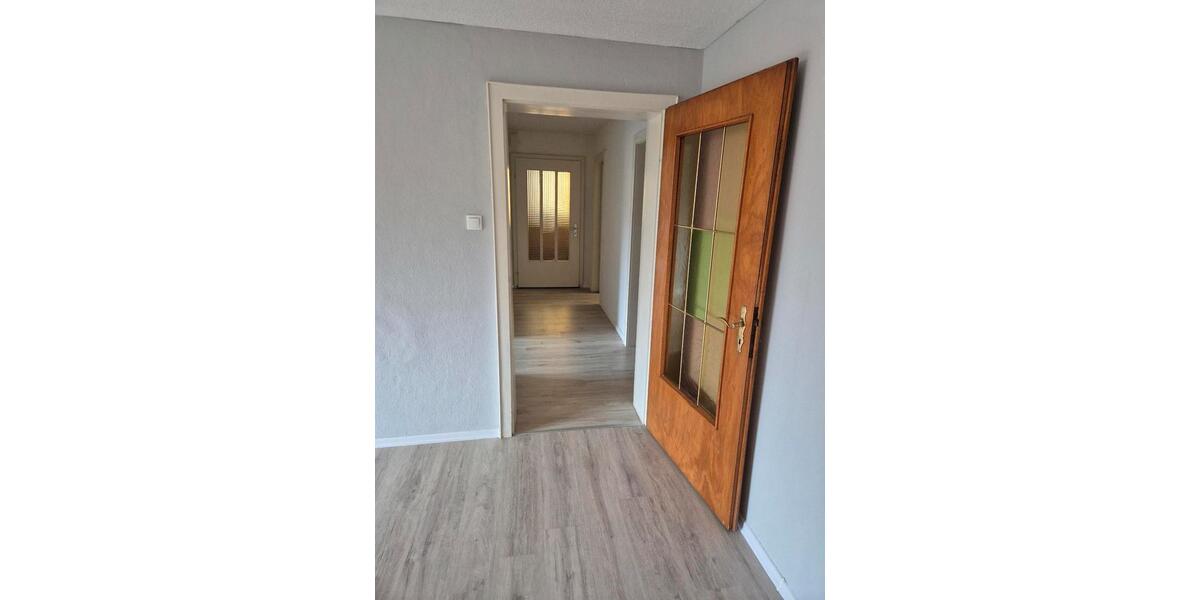 Etagenwohnung Neunkirchen - 3 Zimmer, 75 m&sup2;, 450&euro; | Angebot:25614180