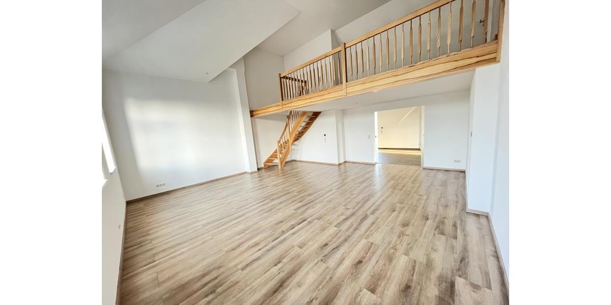 Etagenwohnung Frankenberg (Sachsen) - 5 Zimmer, 196 m&sup2;, 1.400&euro; | Angebot:26646285