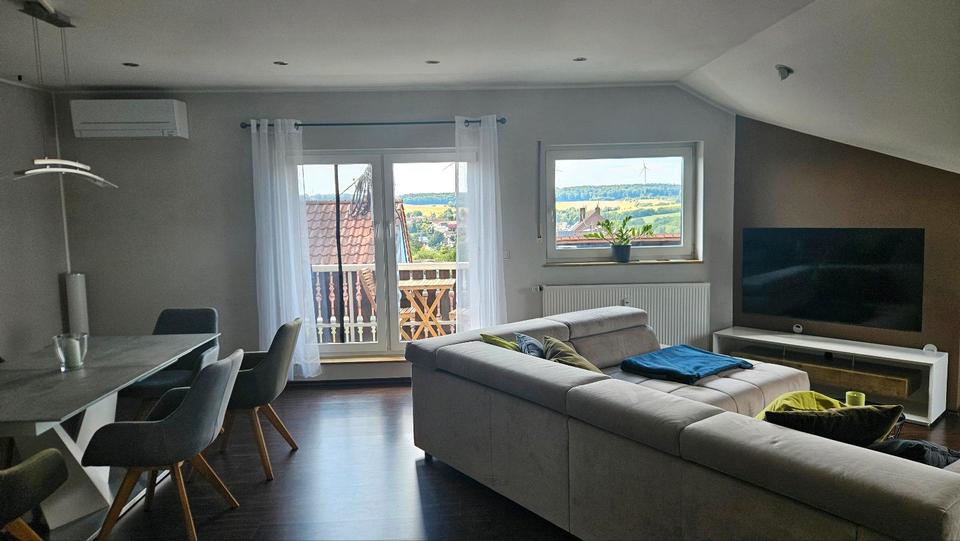 Dachgeschoßwohnung Püttlingen - 2 Zimmer, 101 m&sup2;, 800&euro; | Angebot:26412248