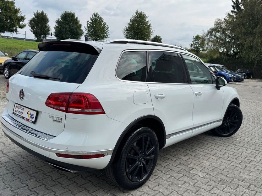 VW Touareg 129.000 km 23.900 € Göppingen 73037