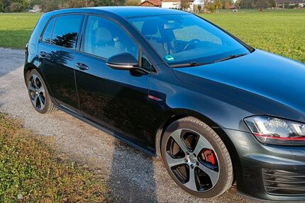 VW Golf 67.000 km 17.990 &euro; Raubling 83064