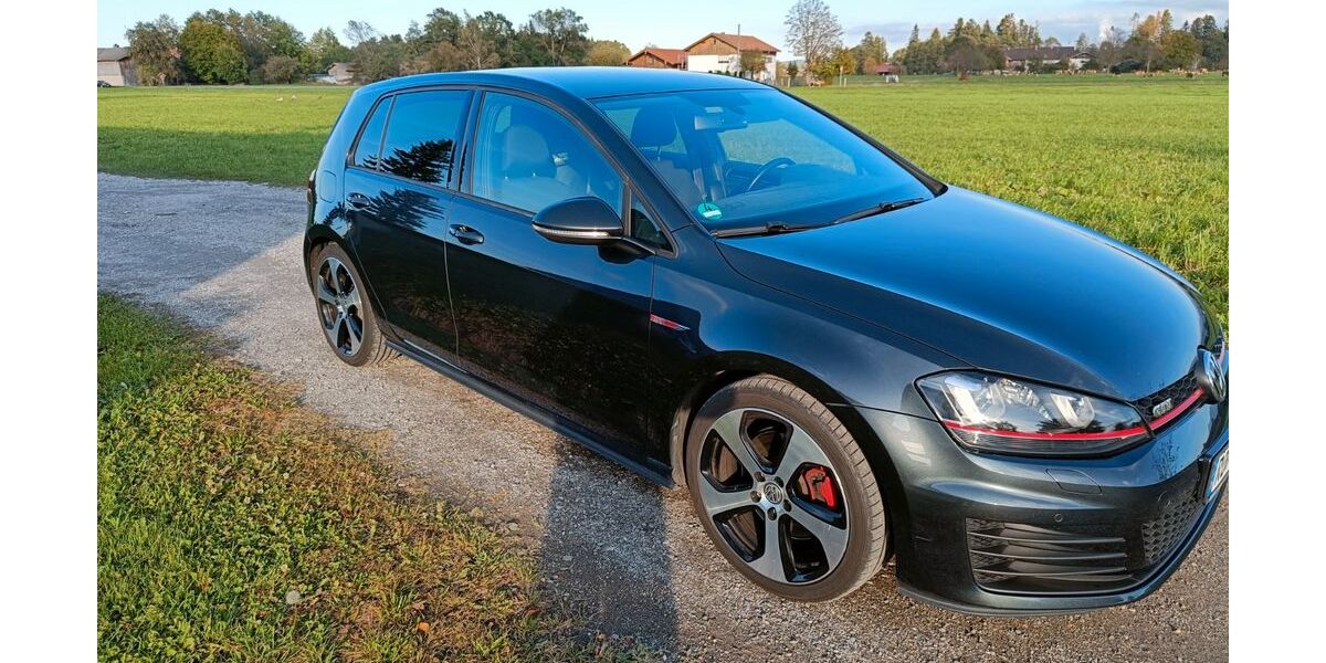 VW Golf 67.000 km 17.990 &euro; Raubling 83064