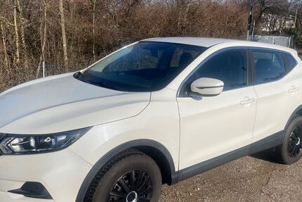 Nissan Qashqai 114.000 km 11.900 &euro; Stuttgart 70376