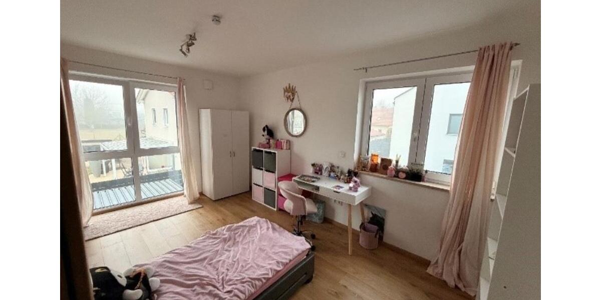Doppelhaushälfte Osterhofen - 5 Zimmer, 155 m&sup2;, 1.350&euro; | Angebot:24307090