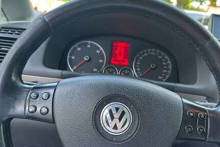 VW Touran 326.000 km 3.450 &euro; münchen 80933