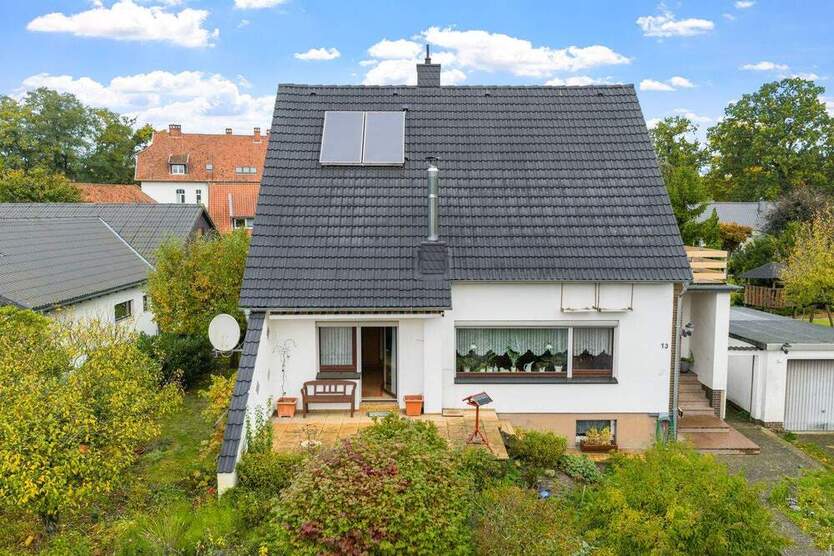 1-2 Familienhaus mit Platz Innen und Außen 5 zimmer