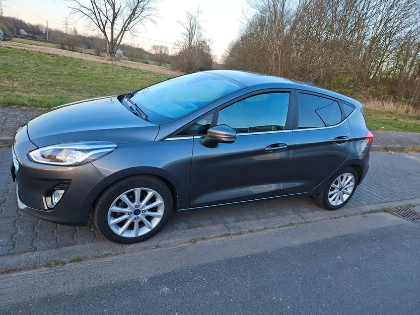 Ford Fiesta 85.000 km 10.500 € Bad Soden Taunus 65812