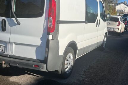 Opel Vivaro 117.500 km 7.800 &euro; Aachen 52076