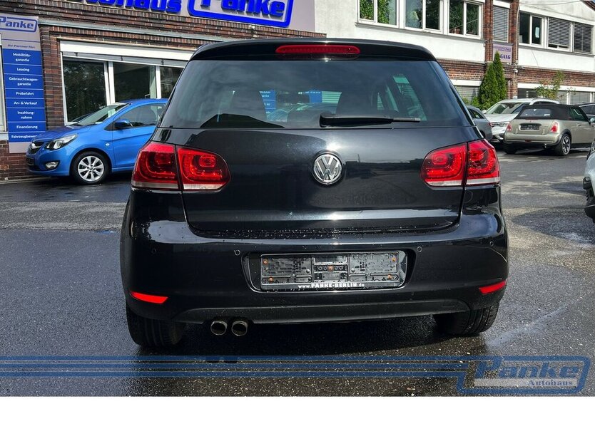 VW Golf VI Team Lim*SHZ*Klima*PDC*Tempo* 206.982 km 4.990 € Berlin 13187