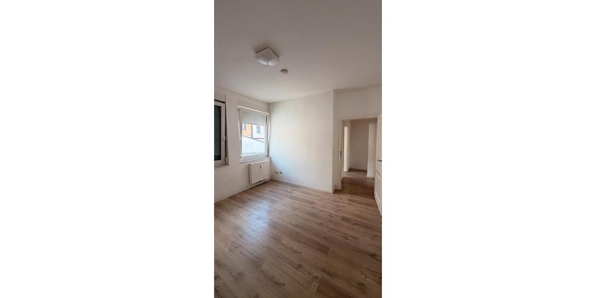 Etagenwohnung Idar-Oberstein Oberstein - 3.5 Zimmer, 90 m&sup2;, 105.000&euro; | Angebot:27428170
