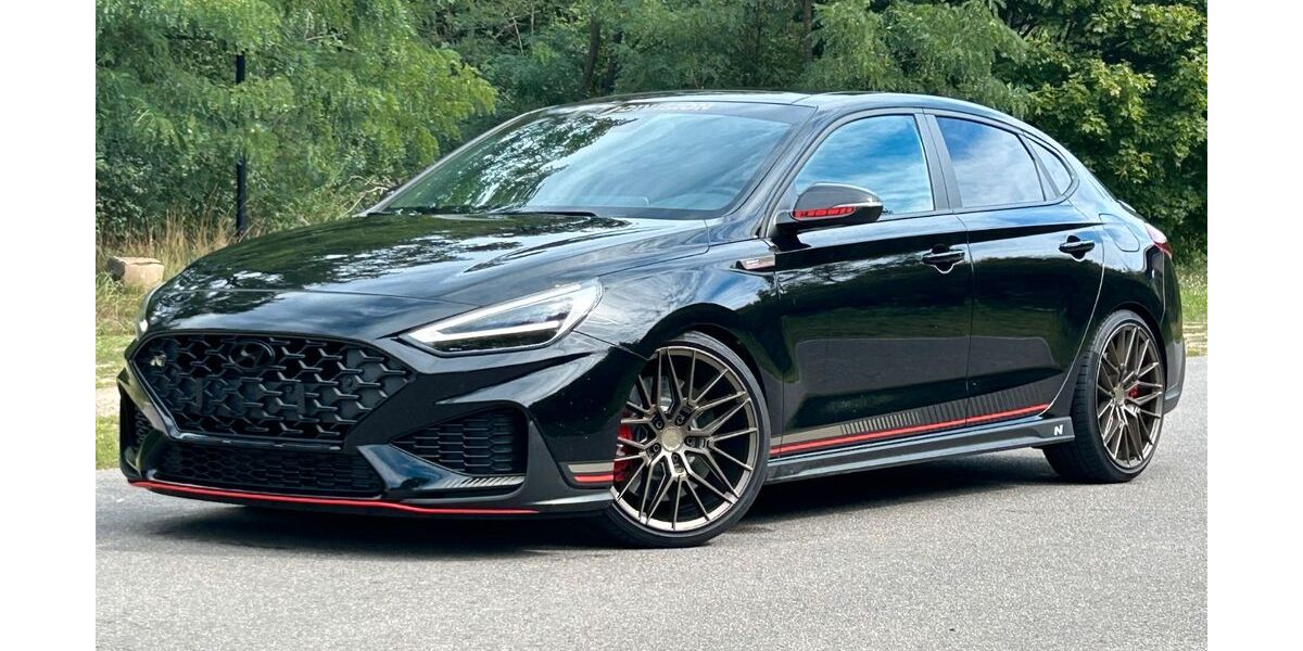 Hyundai i30 68.795 km 32.490 &euro; Jüterbog 14913