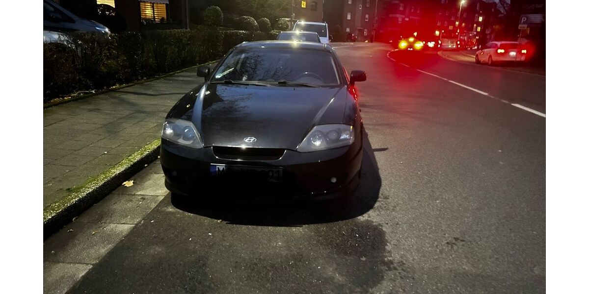 Hyundai Coupe 224.015 km 2.400 &euro; Moers 47443