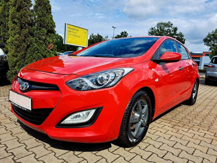 i30