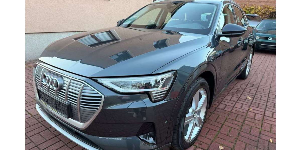 Audi e-tron 122.000 km 21.950 € Berlin 12355