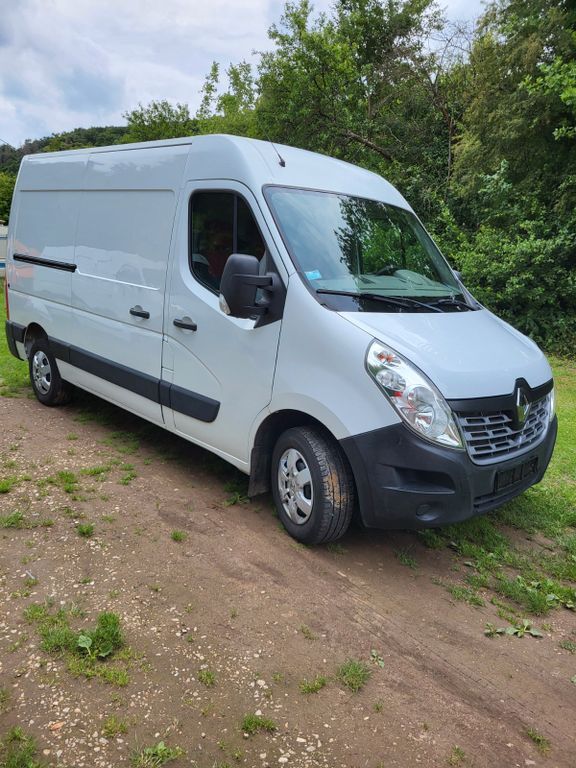 Renault Master 95.439 km 13.685 € Langsur 54308